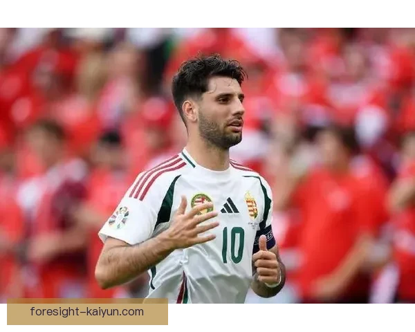 曼城球迷对 Rodri 的喜爱持续上升，状态回暖备受期待