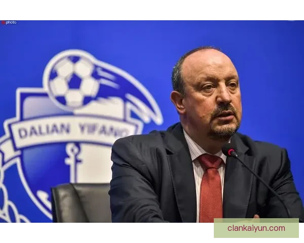 英超赛季中，富勒姆表现稳健，逐渐展现出强劲的竞争力。